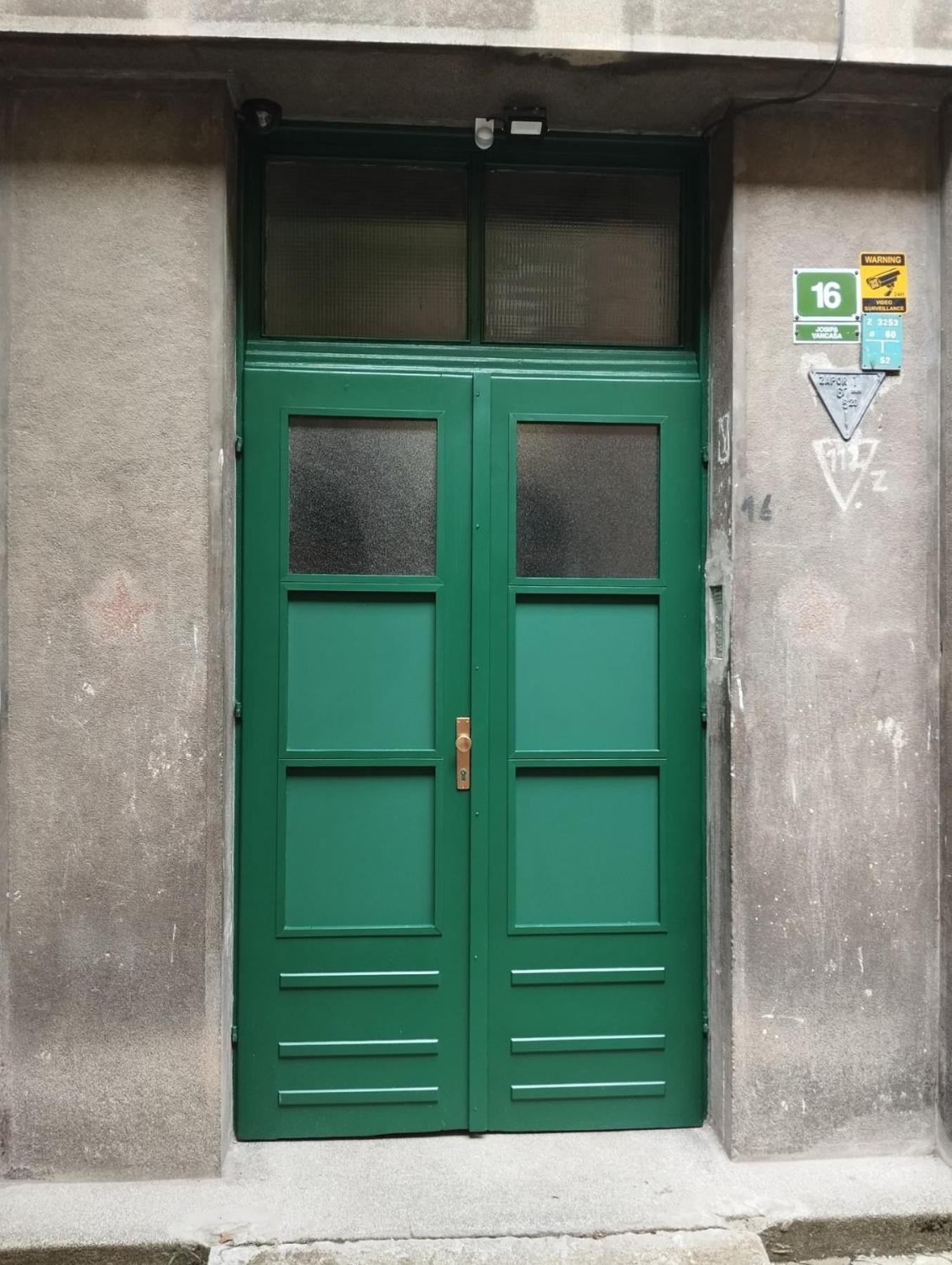 Potkrovlje U Centru SJJ Exterior photo